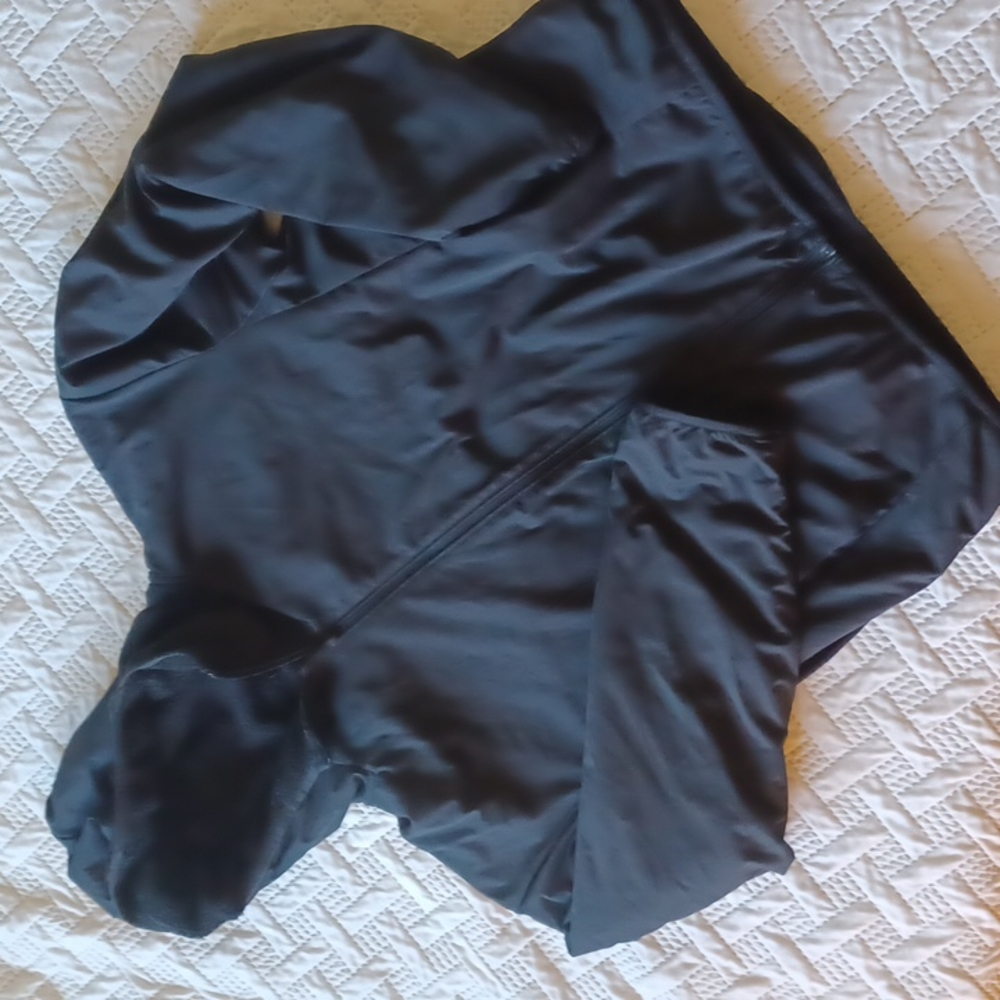 Uniqlo womens zip up jacket with hood
